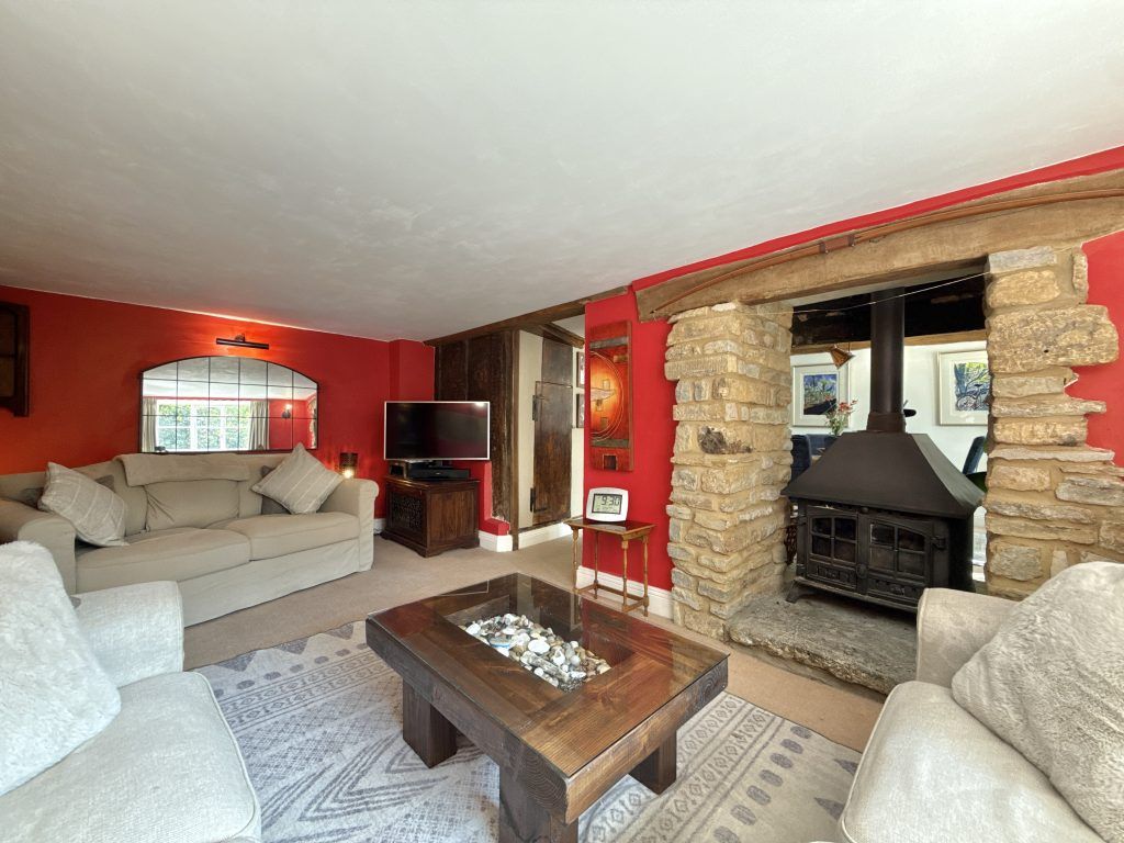 Property photo 2 of 22