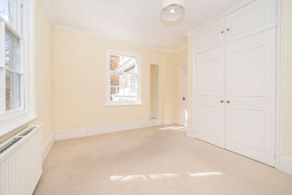 Property photo 3 of 7