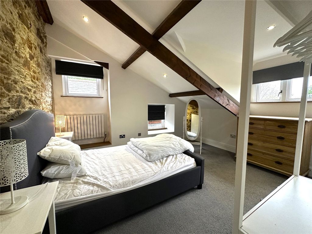 Property photo 2 of 32 Picture No. 43