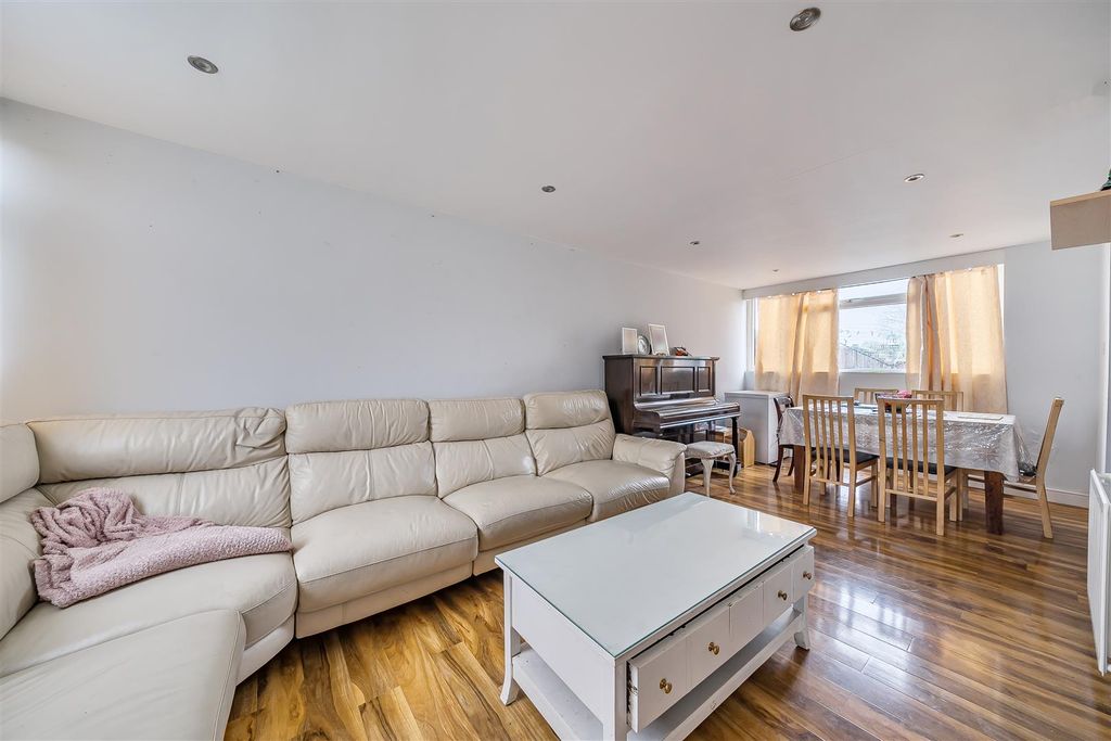 Property photo 3 of 17 Reception Room/Dining Room