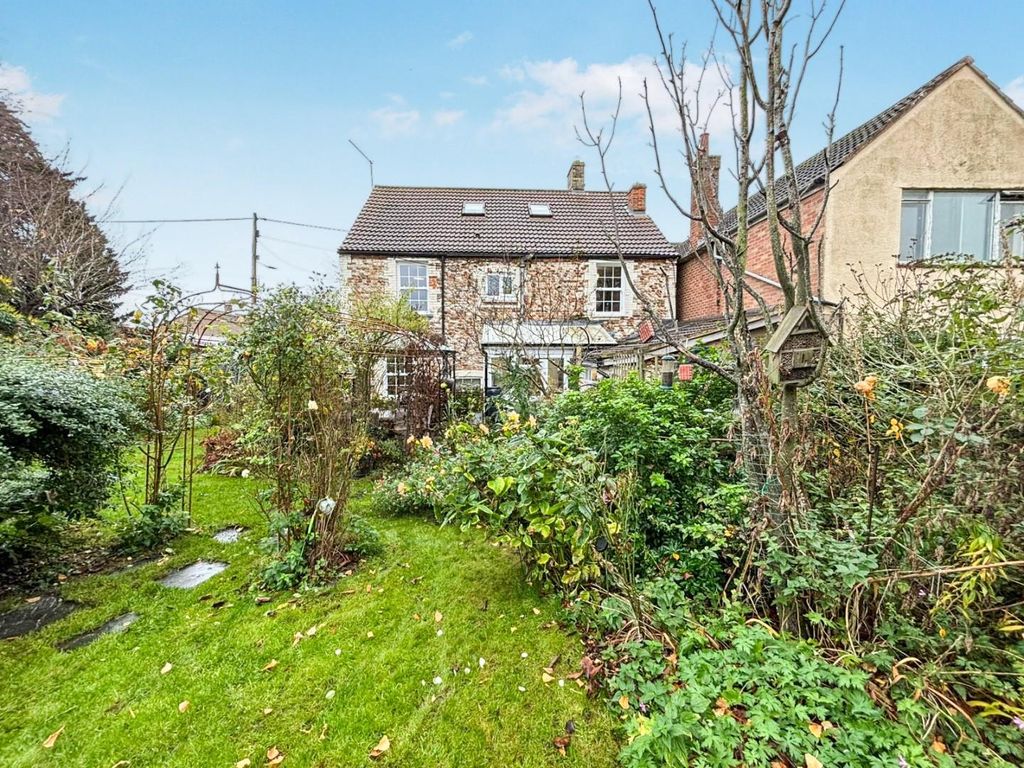 Property photo 1 of 28 Tlc_41cc19E3-0ce5-4d6E-8807-981F4B78d07d_170B654.J