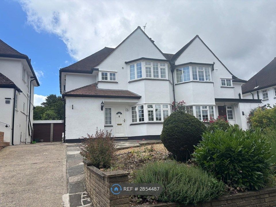 Property photo 1 of 15 Exterior Front