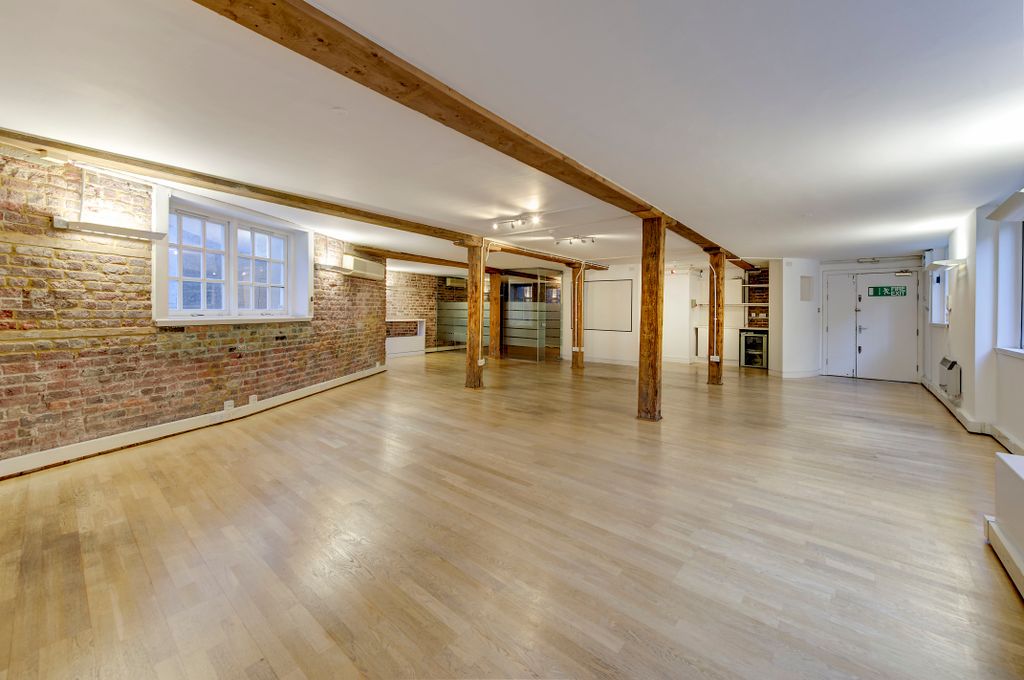 Property photo 3 of 6