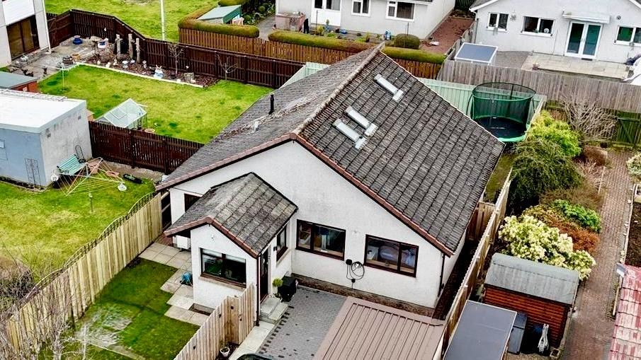 Property photo 1 of 21