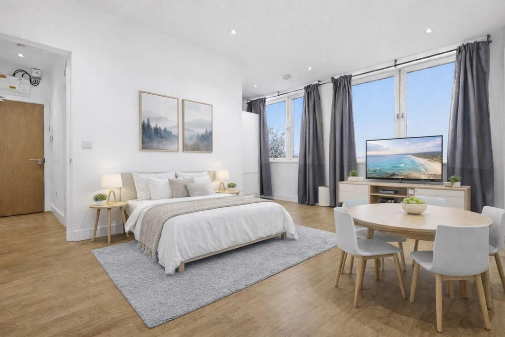 Property photo 1 of 9 Sr4.Png