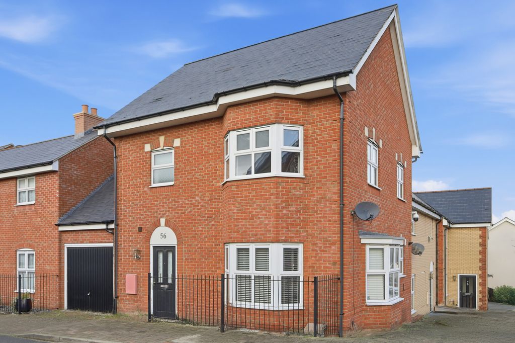 Property photo 1 of 20 Three Bed, Semi-Detached, Co1