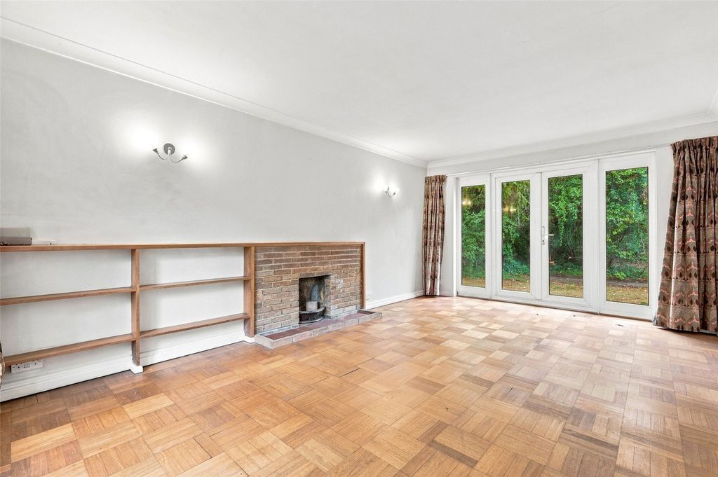 Property photo 2 of 24 Picture No. 35