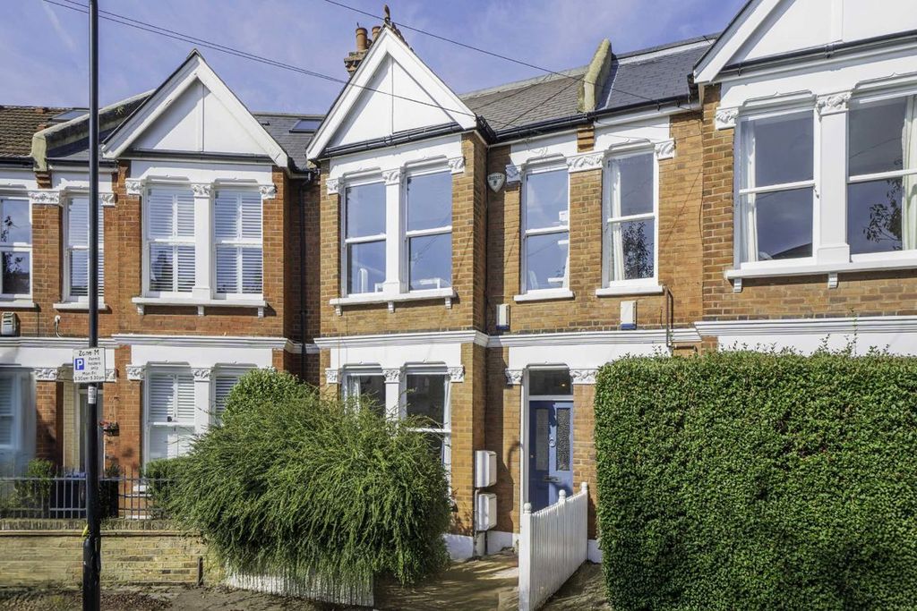 Property photo 1 of 7