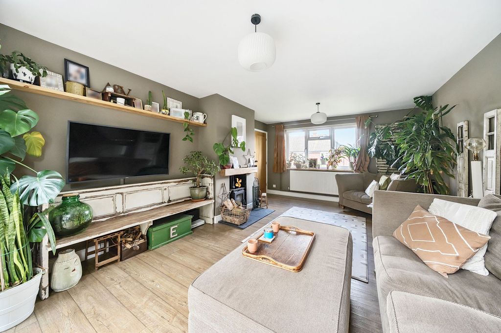 Property photo 1 of 26