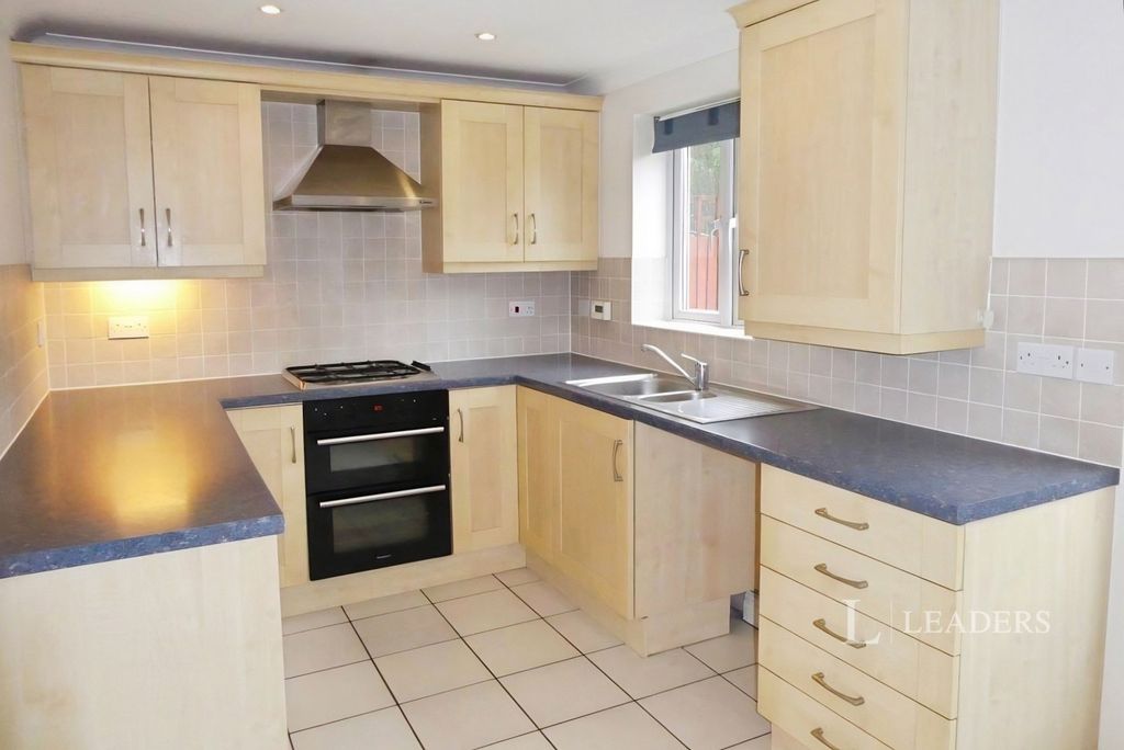 Property photo 3 of 12 Pbox-Img.Jpg