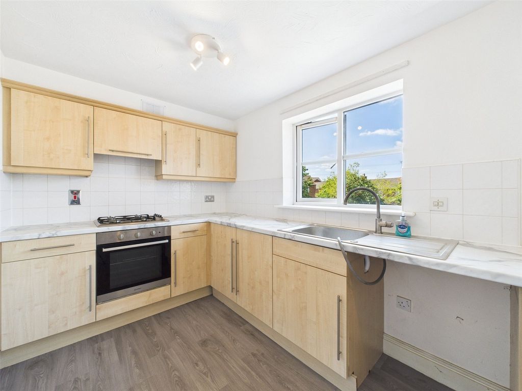 Property photo 2 of 12 Picture No. 08