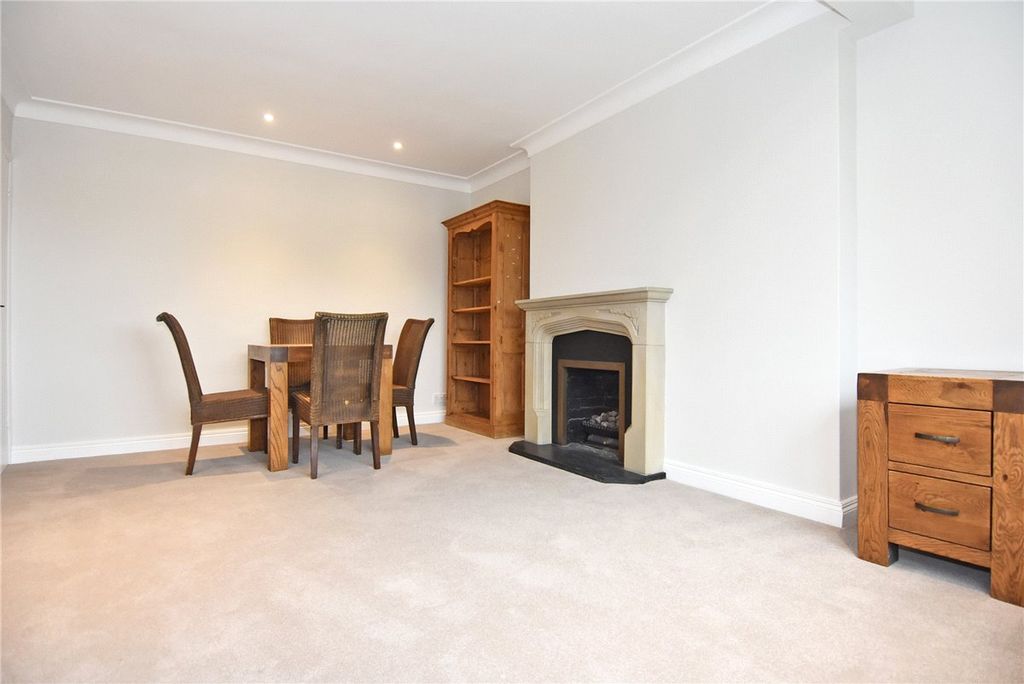 Property photo 3 of 9 Picture No. 14