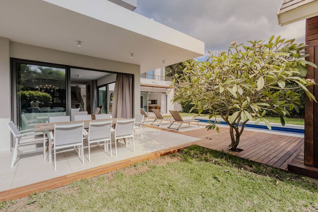 Property photo 3 of 28