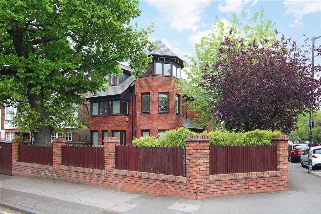 Property photo 1 of 16 Picture No. 19
