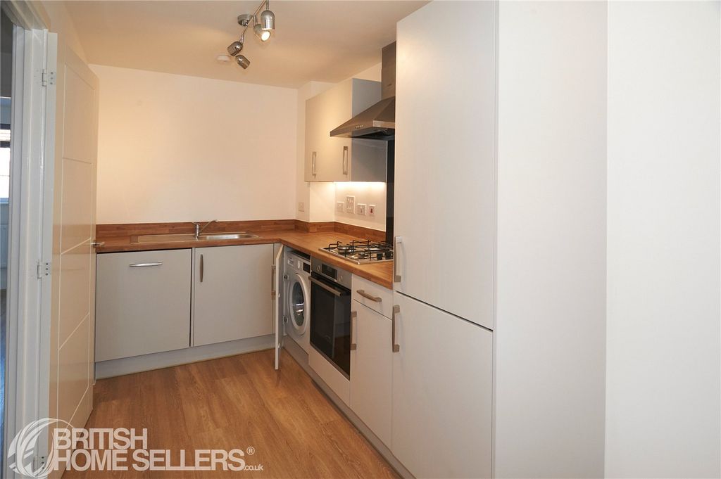 Property photo 3 of 11 Picture No. 06
