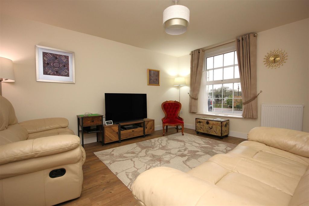 Property photo 3 of 18 Img_0184.Jpg