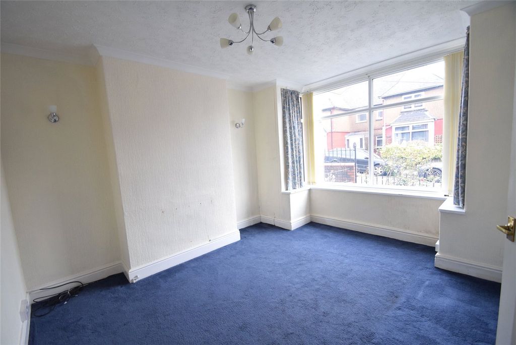 Property photo 3 of 15 Picture No. 10