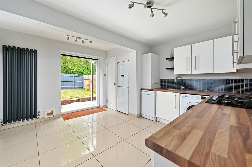Property photo 3 of 11 Kitchen/Dining Room