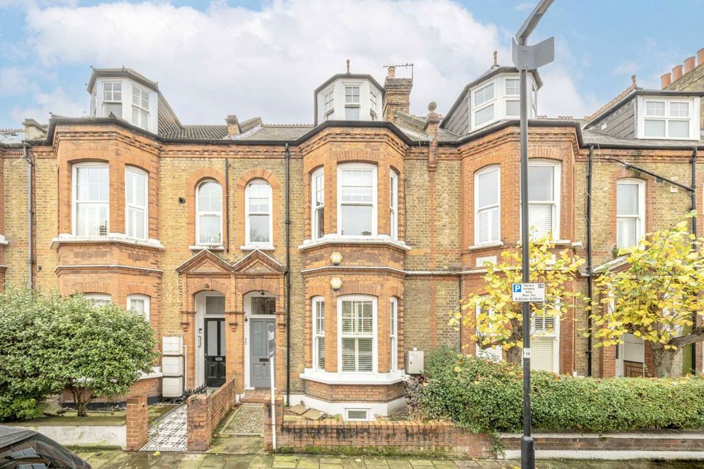 Property photo 1 of 7