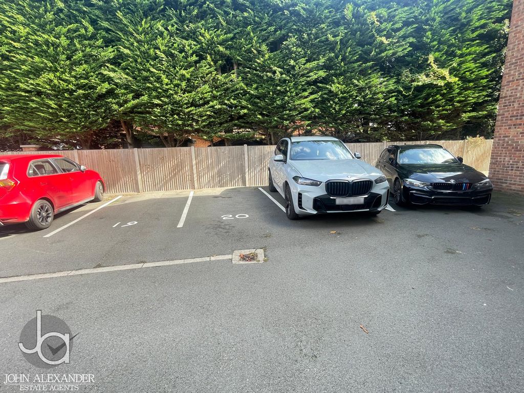 Property photo 2 of 5 Photo-2025-09-18-16-58-48 (2)