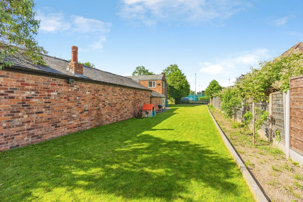 Property photo 2 of 19 Pbox-Img.Jpg