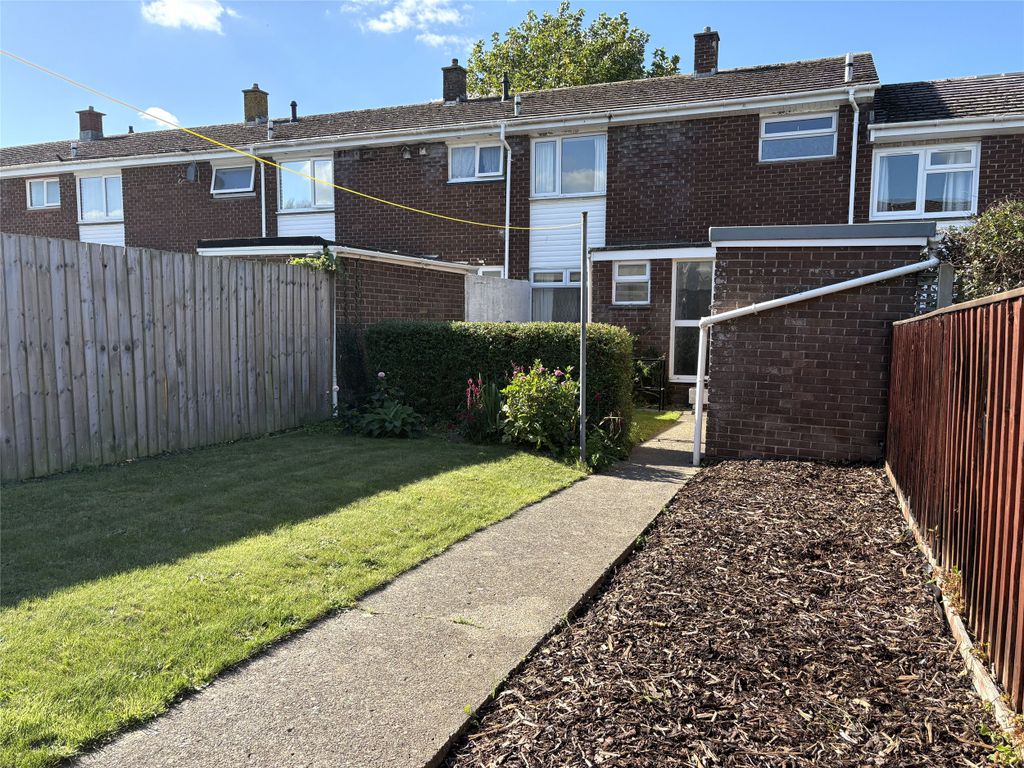 Property photo 3 of 13 Garden