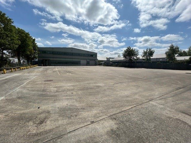 Property photo 2 of 4 External U2.Jpg