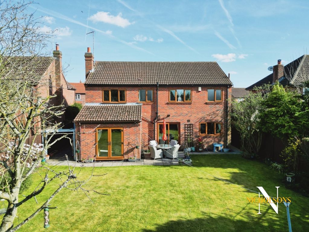 Property photo 2 of 25 4020944