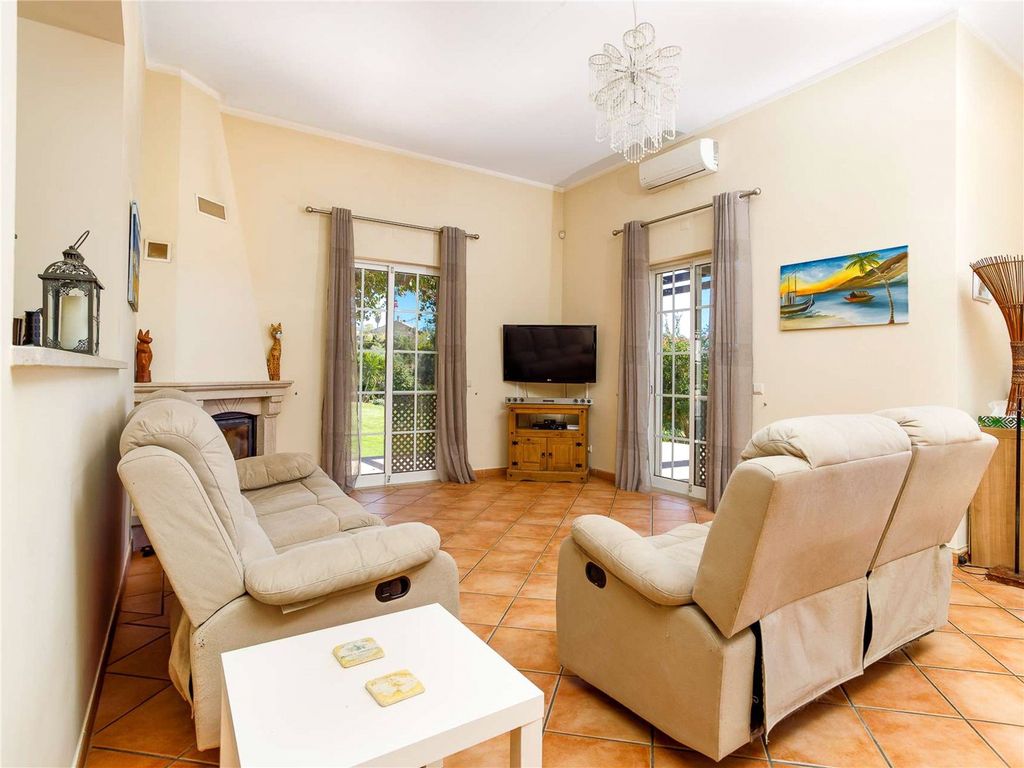 Property photo 2 of 15 Picture No. 56