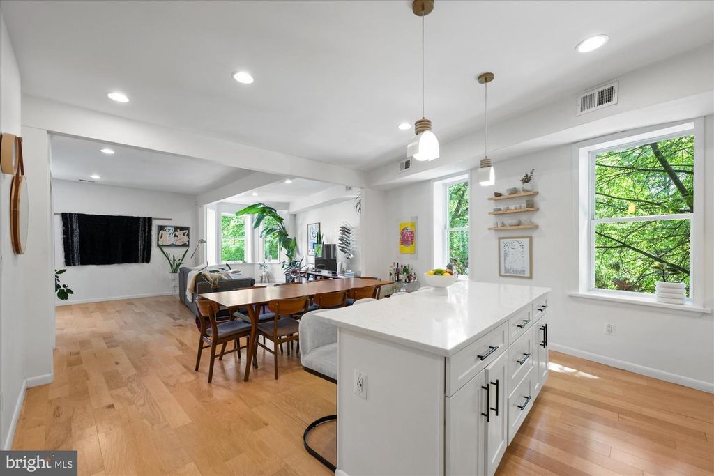 Property photo 2 of 3 <Alttext/>