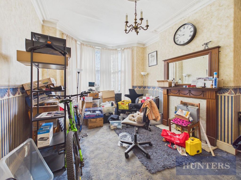 Property photo 2 of 27 Cam05316G0-Pr0395-Still041.Jpg