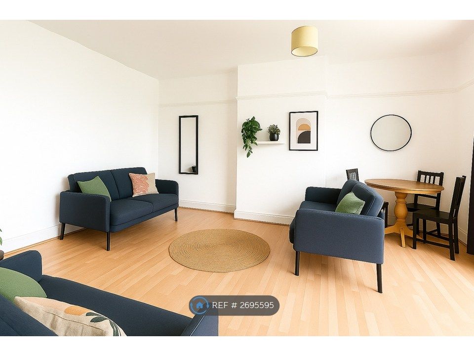 Property photo 1 of 20 Lounge