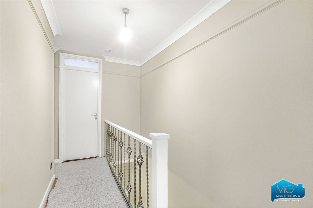 Property photo 3 of 17 Picture No. 08