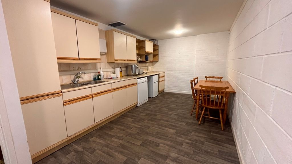 Property photo 3 of 17 Photo 15