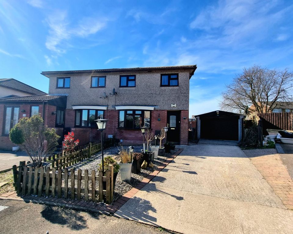 Property photo 1 of 29