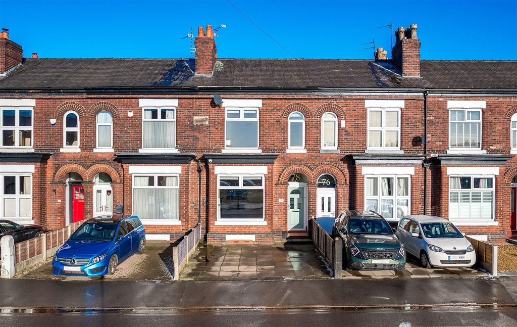 Property photo 1 of 33 Untitled Design-12.Png