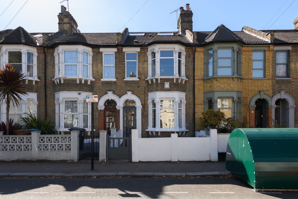 Property photo 1 of 25 1251090