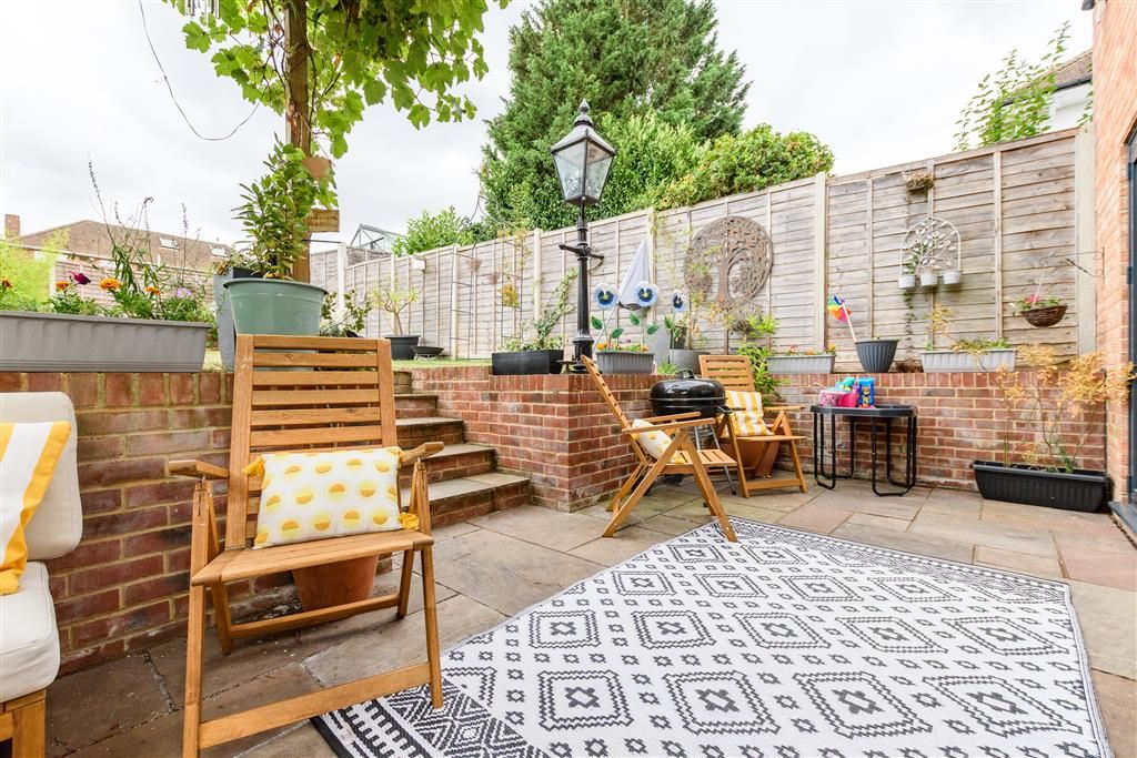 Property photo 2 of 11 Patio / Decking