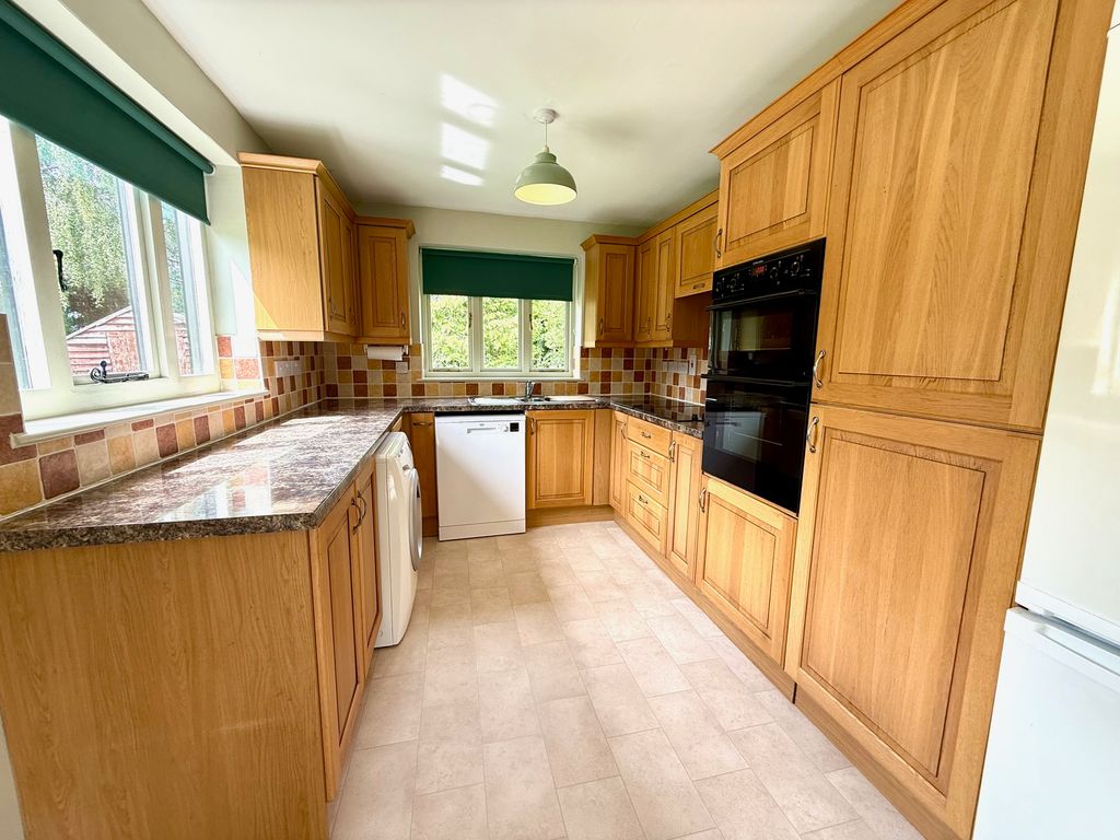 Property photo 2 of 10 Img_0754