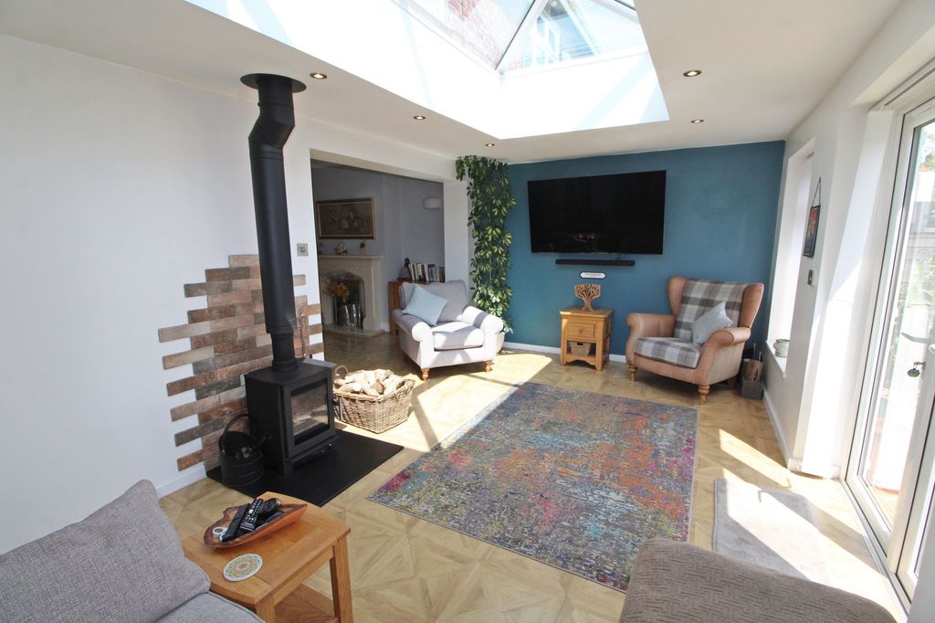 Property photo 1 of 26