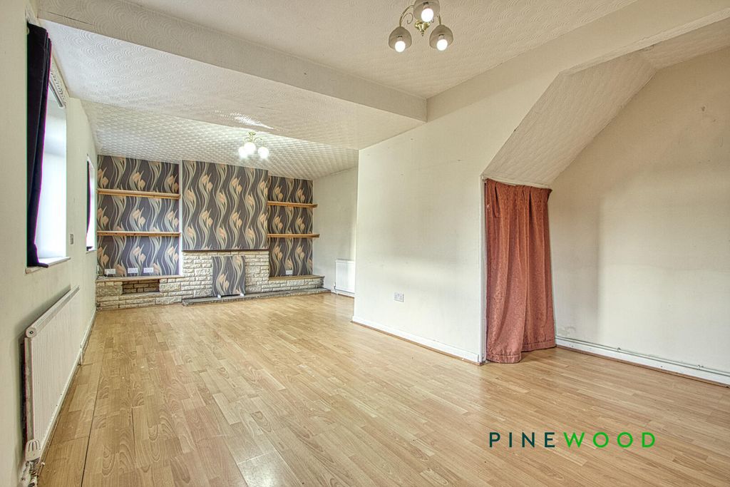 Property photo 2 of 16 Living Room