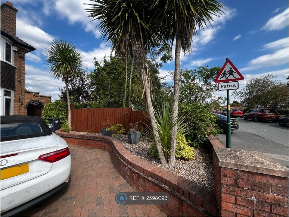 Property photo 3 of 35