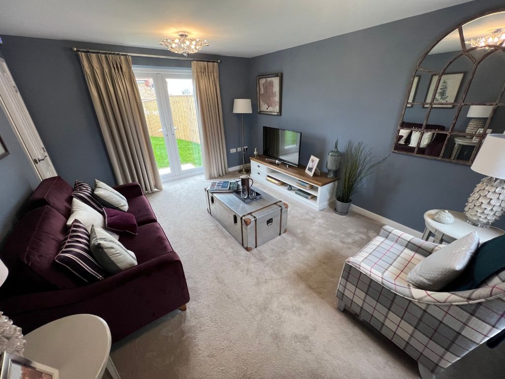 Property photo 3 of 17 2250287