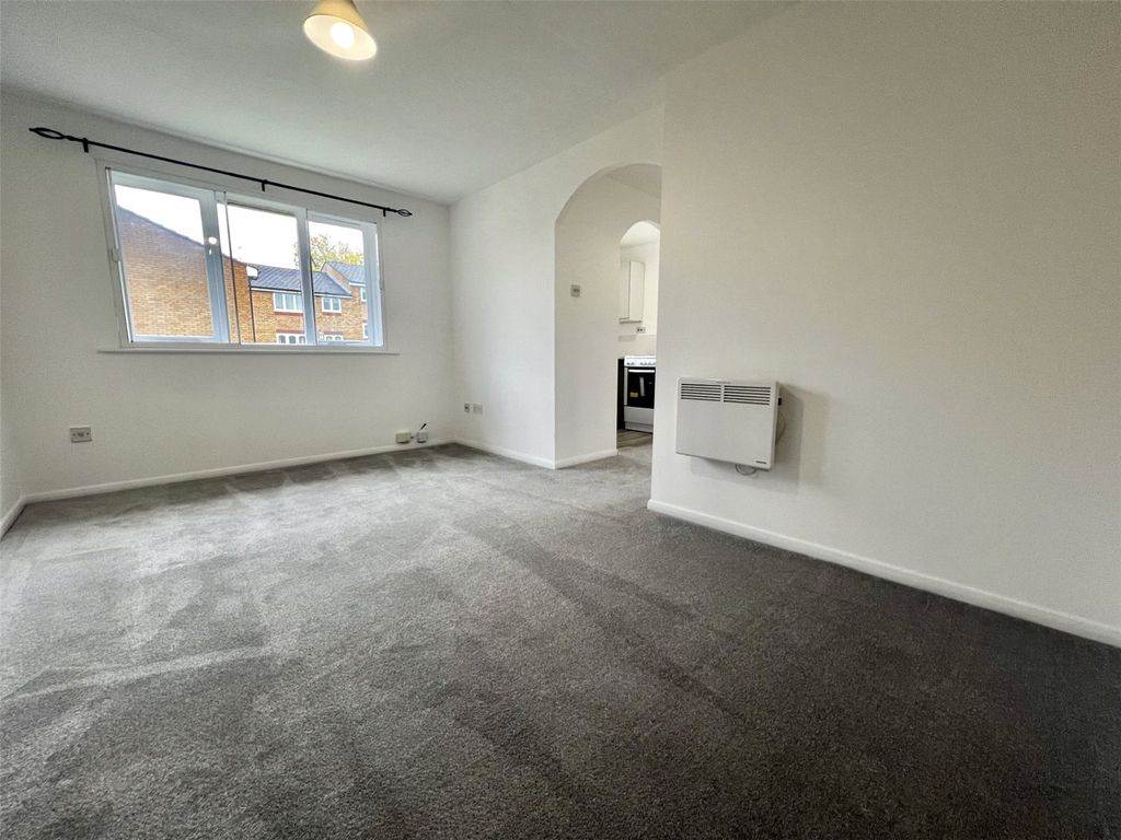 Property photo 3 of 9 Picture No. 19