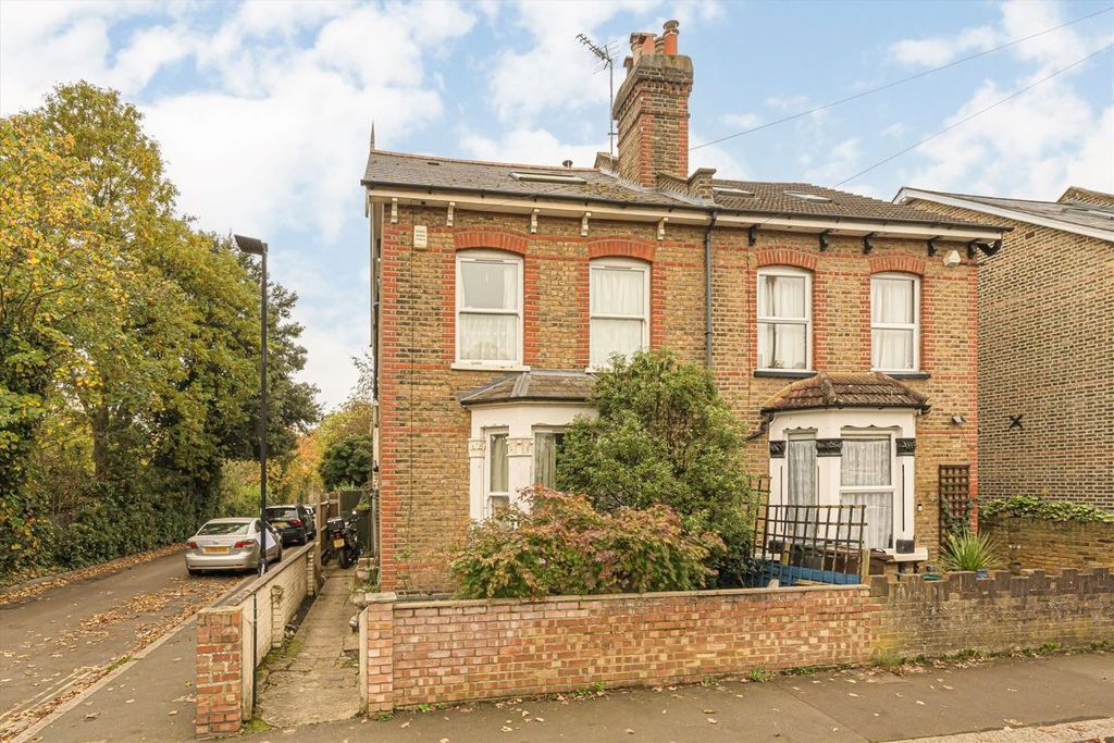 Property photo 1 of 6