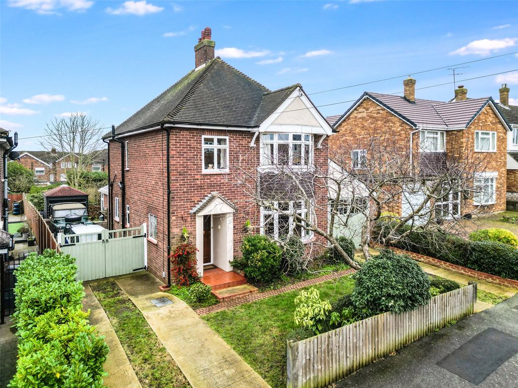 Property photo 1 of 16 Front