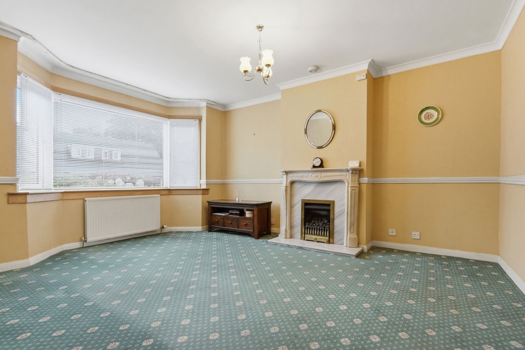 Property photo 3 of 42