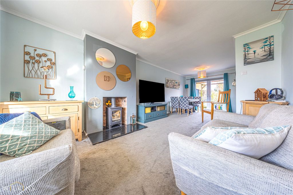 Property photo 2 of 34 Picture No. 02