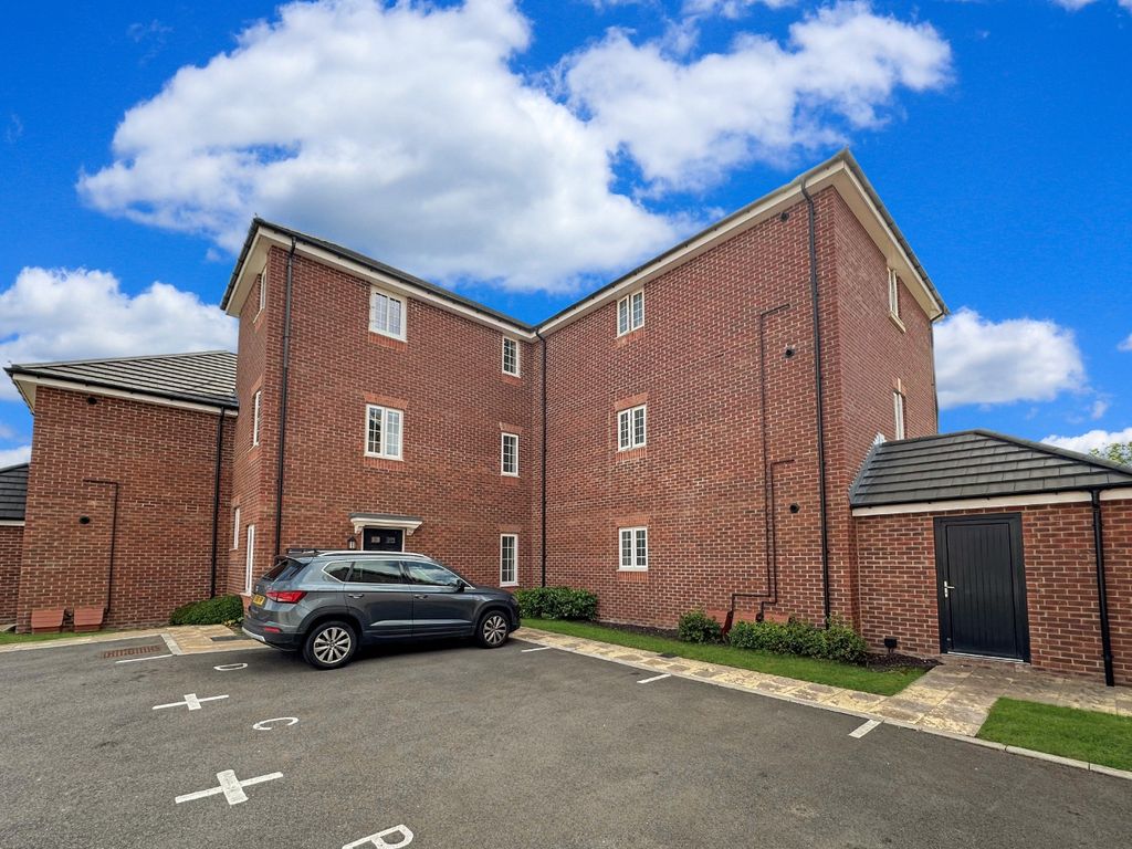Property photo 1 of 10 4164300