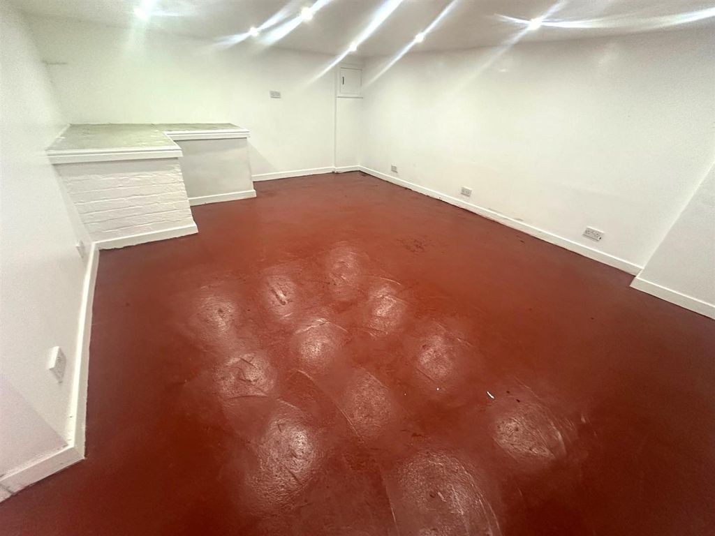 Property photo 2 of 7 Img_5951.Jpeg